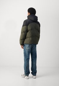 Schott ETHEN khaki
