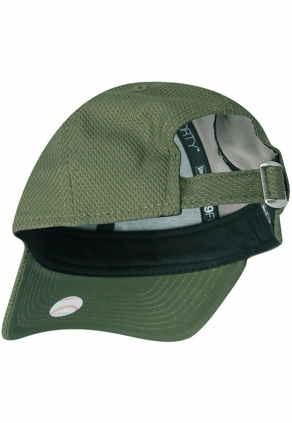 9FORTY NEW YORK YANKEES – Cap – olive
