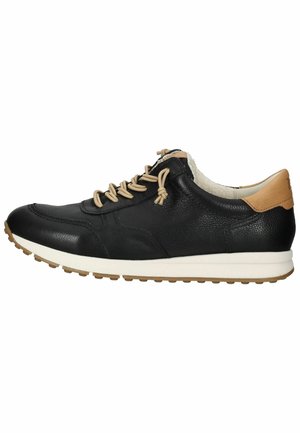 Sneakers - black