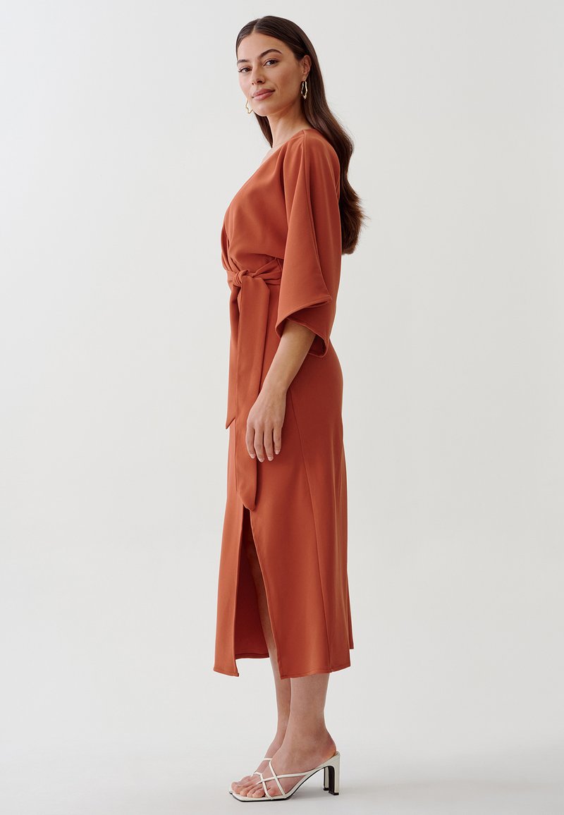 TUSSAH SIGNORA MIDI - Vestito casual - burnt orange/arancione - Zalando.it