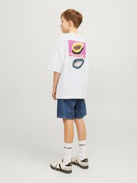 Jack & Jones Junior JORTAMPA BACK TEE CREW NECK JNR - Print T-shirt - weiß