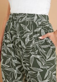 Yours Clothing Broek - khaki