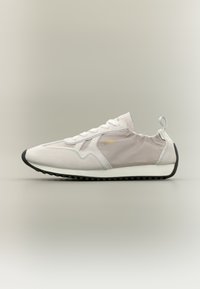 Non sélectionné, optic white