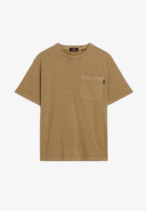 T-shirt in cotone marrone con collo a giro, maniche corte e taschino sul lato sinistro del petto. Presenta una trama sottile e orlo dritto.