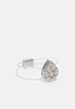 Prsteň - white gold coloured