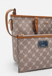 JOOP! CORTINA 1.0  - Borsa a mano - fungi