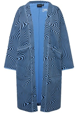Kimono blu stampato con un motivo di onde in blu scuro. Parte anteriore aperta con due tasche laterali, maniche corte e una texture morbida.