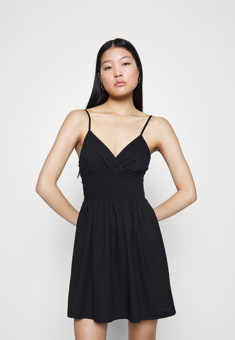 Hollister Co. BABYDOLL CHIFFON DRESS Freizeitkleid black/schwarz