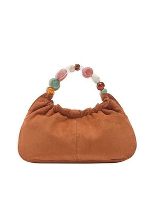 Bruine suède schoudertas met gerimpelde bovenkant en een handvat van ronde gekleurde kralen in roze, groen, amber en wit.
