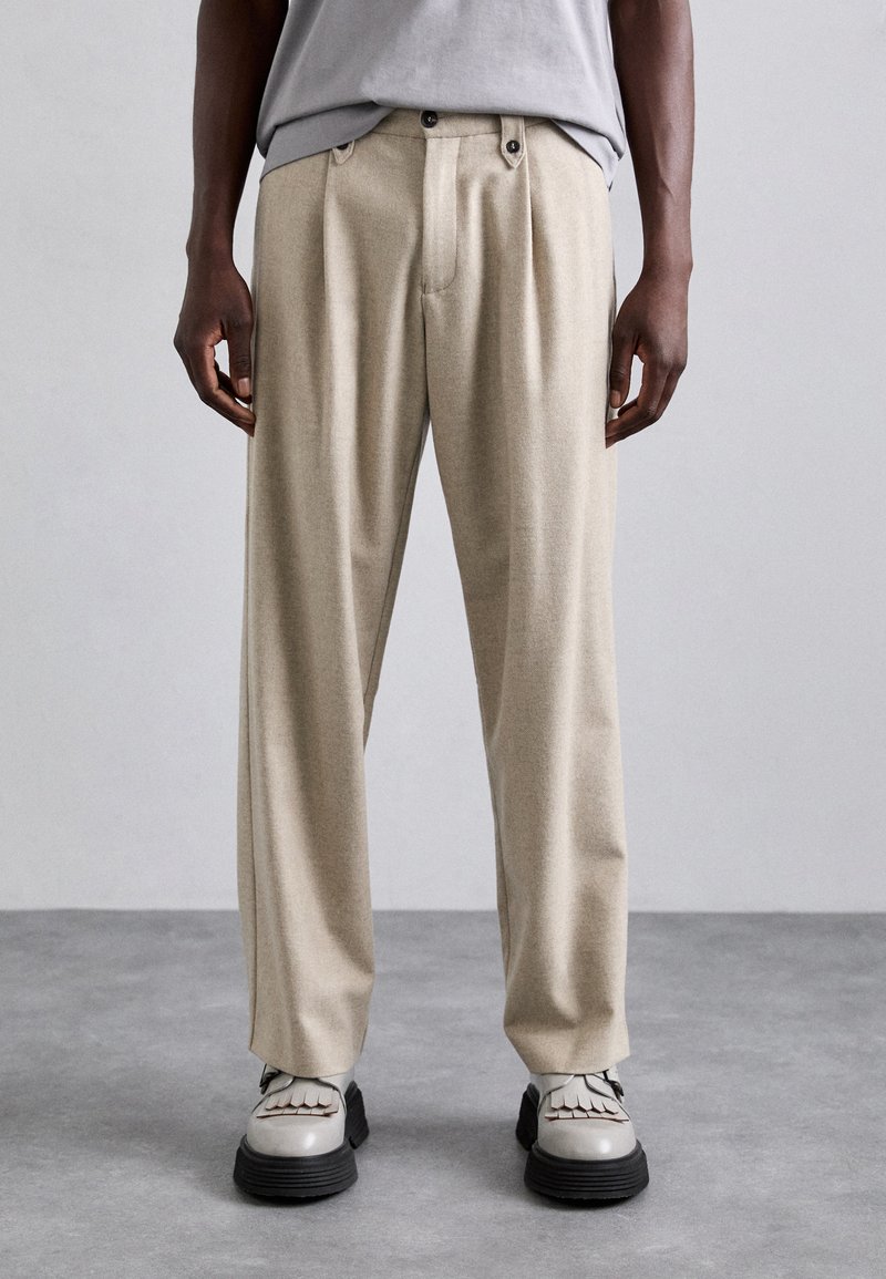 Emporio Armani PANTALONI - Hlače - beige melange