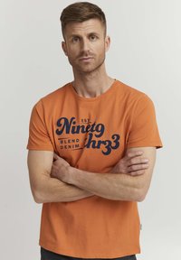 Blend BHTee - T-shirts med print - apricot orange