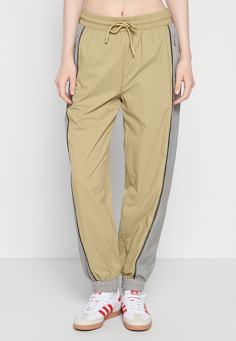 Lacoste Trainingsbroek beige