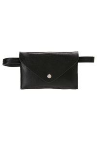 Pochette in pelle nera con design a busta, dotata di chiusura a scatto in argento e di una tracolla per il trasporto. Texture liscia, stile minimalista.