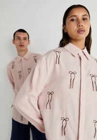 Sister Jane PENNY EMBROIDERED BOW UNISEX - Blus - pink