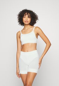 Marks & Spencer 2 PACK SLIP SHORTS - Lingerie sculptante - white