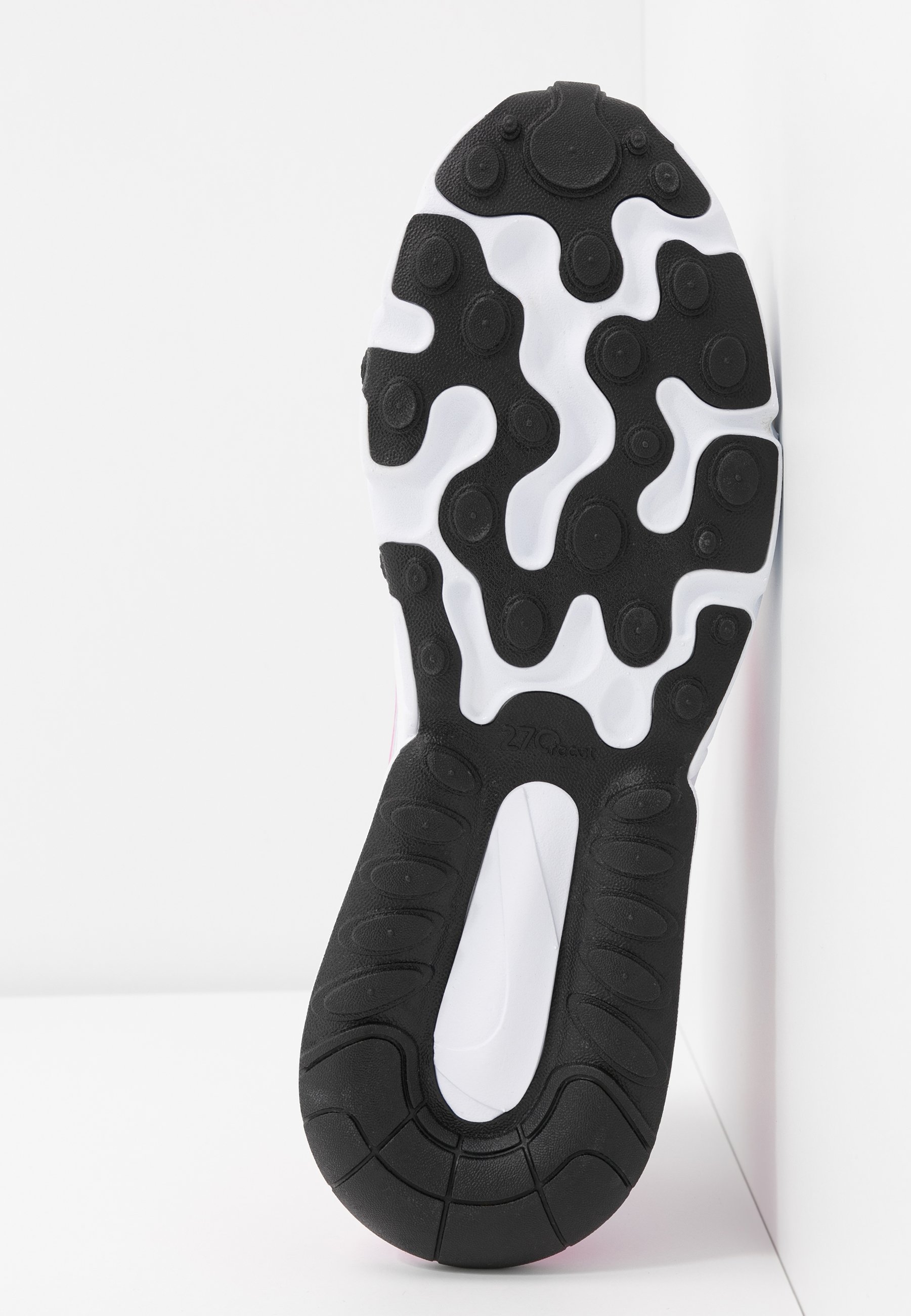 nike air max 270 react hyper punch