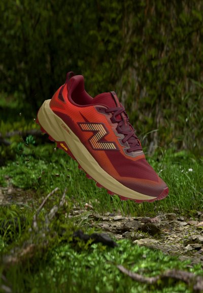 New Balance REBEL