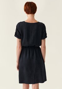 TATUUM KEMO - Denné šaty - navy
