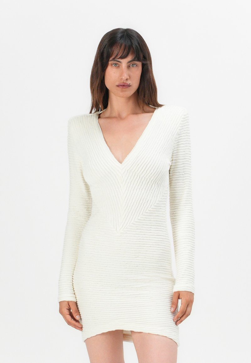 Iro Gebreide jurk crème Iro Gebreide jurk crème