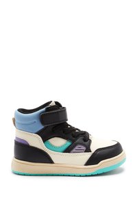 Vysoké dětské tenisky s černými, krémovými a modrými panely, fialovými a tyrkysovými akcenty, černými tkaničkami a suchým zipem na texturované béžové podrážce.
