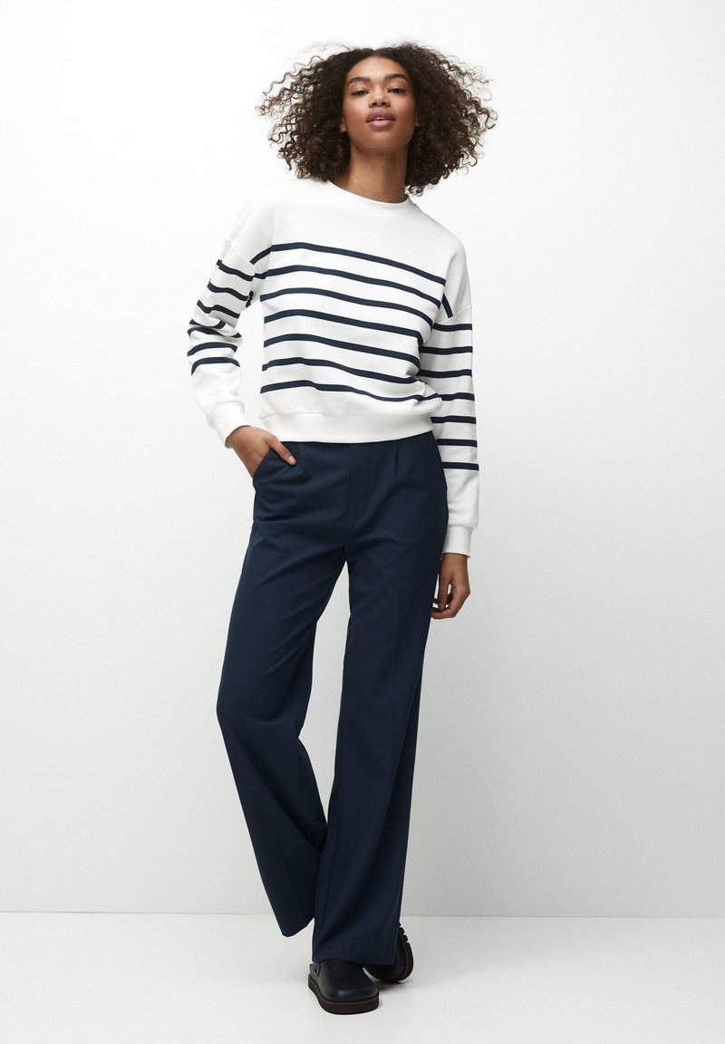 PULL&BEAR Sweatshirt white/weiß Zalando.at