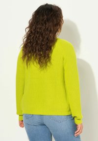 Ulla Popken LONG SLEEVE  - Kofta - apple green