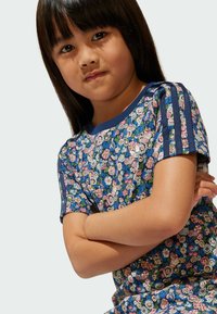 adidas Originals LIBERTY LONDON KIDS - Denní šaty - night indigo   multicolor