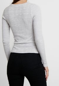 Miss Selfridge Stickad tröja - grey