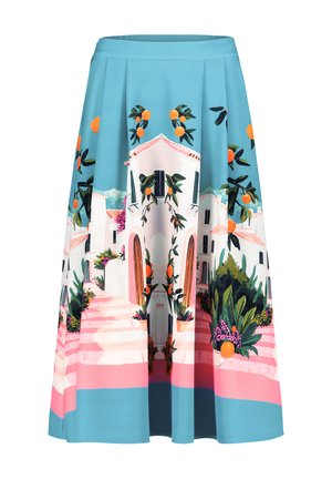 Blå, plisseret nederdel med et levende print af appelsintræer og hvide bygninger, accentueret med lyserøde og grønne detaljer. Blød stoftekstur.