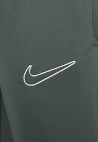 Nike Performance DRI-FIT ACADEMY PANT - Træningsbukser - vintage green black black white