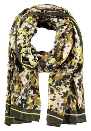 Écharpe en tissu doux avec imprimé léopard abstrait jaune, vert olive, noir et beige, et bords rayés vert foncé.