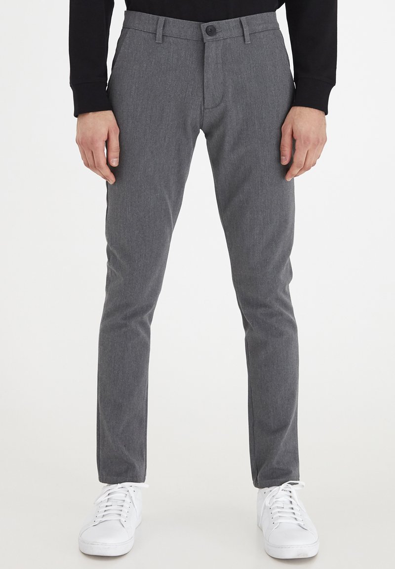 Herren Chinos | Tailored Originals SDTOFREDERIC 21200141 Chino grey/grau-meliert - WY21880 Herren Chinos | Tailored Originals SDTOFREDERIC 21200141 Chino grey/grau-meliert - WY21880