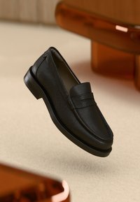 BLOOM LOAFER - Chaussons - black