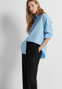 Selected Femme Bluza z gumbi - cashmere blue