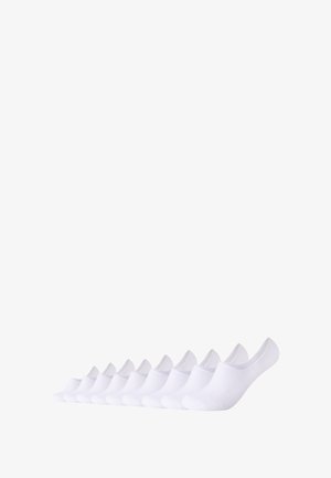 Białe skarpetki do kostki o gładkiej fakturze, niskim kroju i wzmocnionym palcu. Ułożone w rzędzie, prezentujące jednolitość i prostotę.