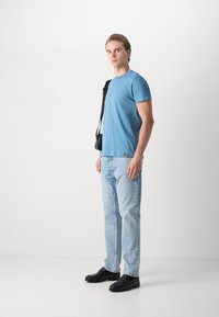 Mads Nørgaard THOR TEE - Tricou basic - captain`s blue
