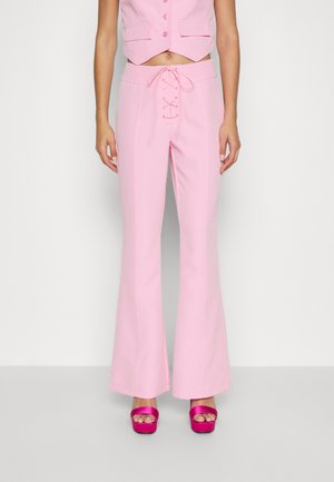 SOMETHINGNEW RUTH FLARE PANTS BAR - Stoffhose - prism pink