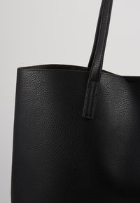 Even&Odd Saco de mão - black