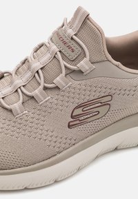 Skechers Tossud - taupe