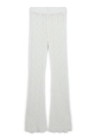 Pantaloni a campana bianchi in maglia con motivo a rombi. Tessuto morbido con orlo scallop. Vita elastica per comfort e vestibilità.
