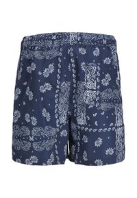 Marineblaue Badeshorts mit einem weißen Paisleymuster, elastischem Bund und zwei seitlichen Taschen zur Aufbewahrung. Aus glattem, leichtem Stoff.