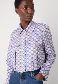 Marc Cain Letná bunda - bluish violet