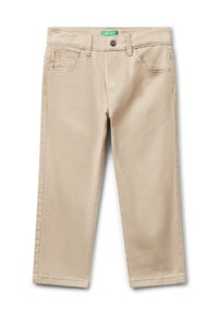 Pantalones de algodón beige con cinco bolsillos, presillas para cinturón y cremallera. Presenta detalles cosidos y una textura suave.