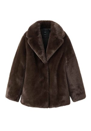 Brązowy płaszcz z futerka ekologicznego z szerokim kołnierzem, miękką teksturą i długimi rękawami. Posiada ukryte zapięcie na guziki i luźny krój.