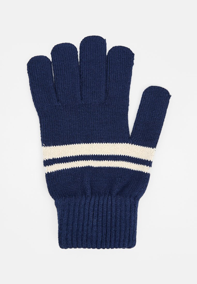 Marineblaue gestrickte Handschuhe mit weißen Streifen, ausgestattet mit fünf Fingern und einem gerippten Bündchen für einen sicheren Sitz. Weiche Textur für Wärme und Komfort.
