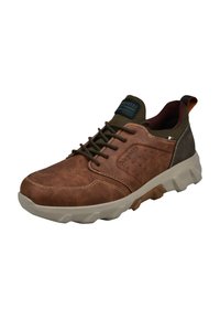 Braune und dunkelgrüne Schnürschuhe für die Freizeit mit dicker weißer Sohle und Bugatti-Logo an der Seite und der Zunge.