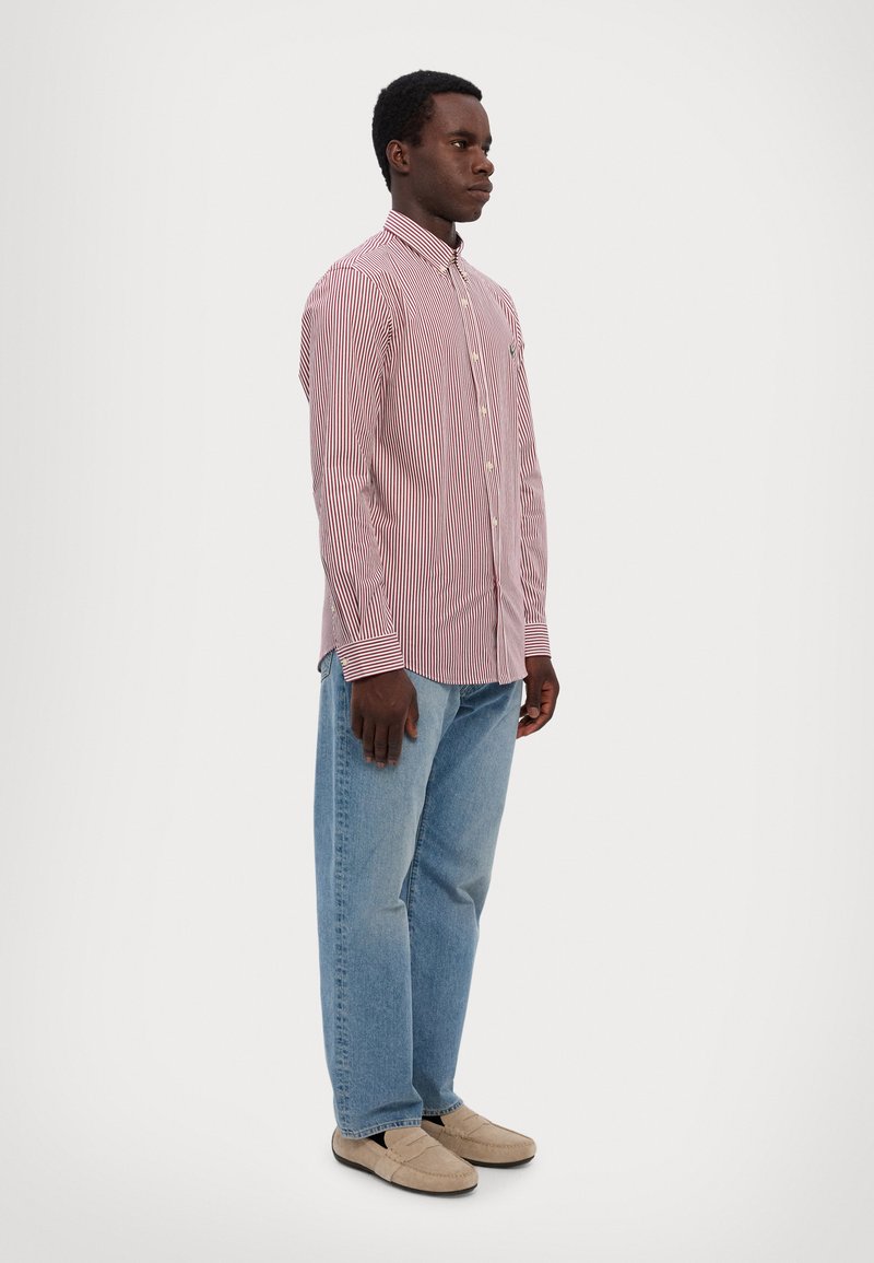 Polo Ralph Lauren SLIM FIT STRIPED STRETCH POPLIN SHIRT - Overhemd - wine/white