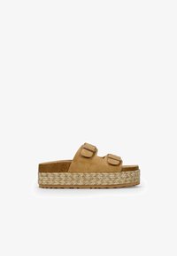 Selezionato, tostado