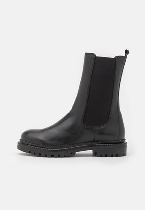 Stiefelette - black