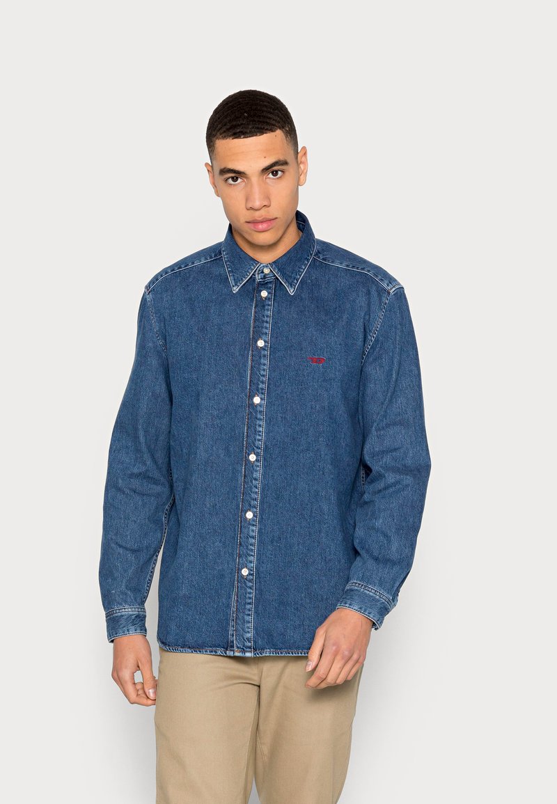 Herren Freizeithemden | Diesel D-SIMPLY DIESEL LIBRARY Hemd 01/dark-blue denim - JY39183 Herren Freizeithemden | Diesel D-SIMPLY DIESEL LIBRARY Hemd 01/dark-blue denim - JY39183